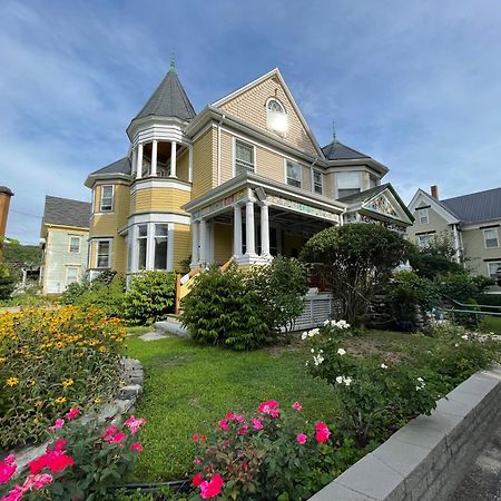 Munroe Inn Boutique Hotel Оберн Экстерьер фото