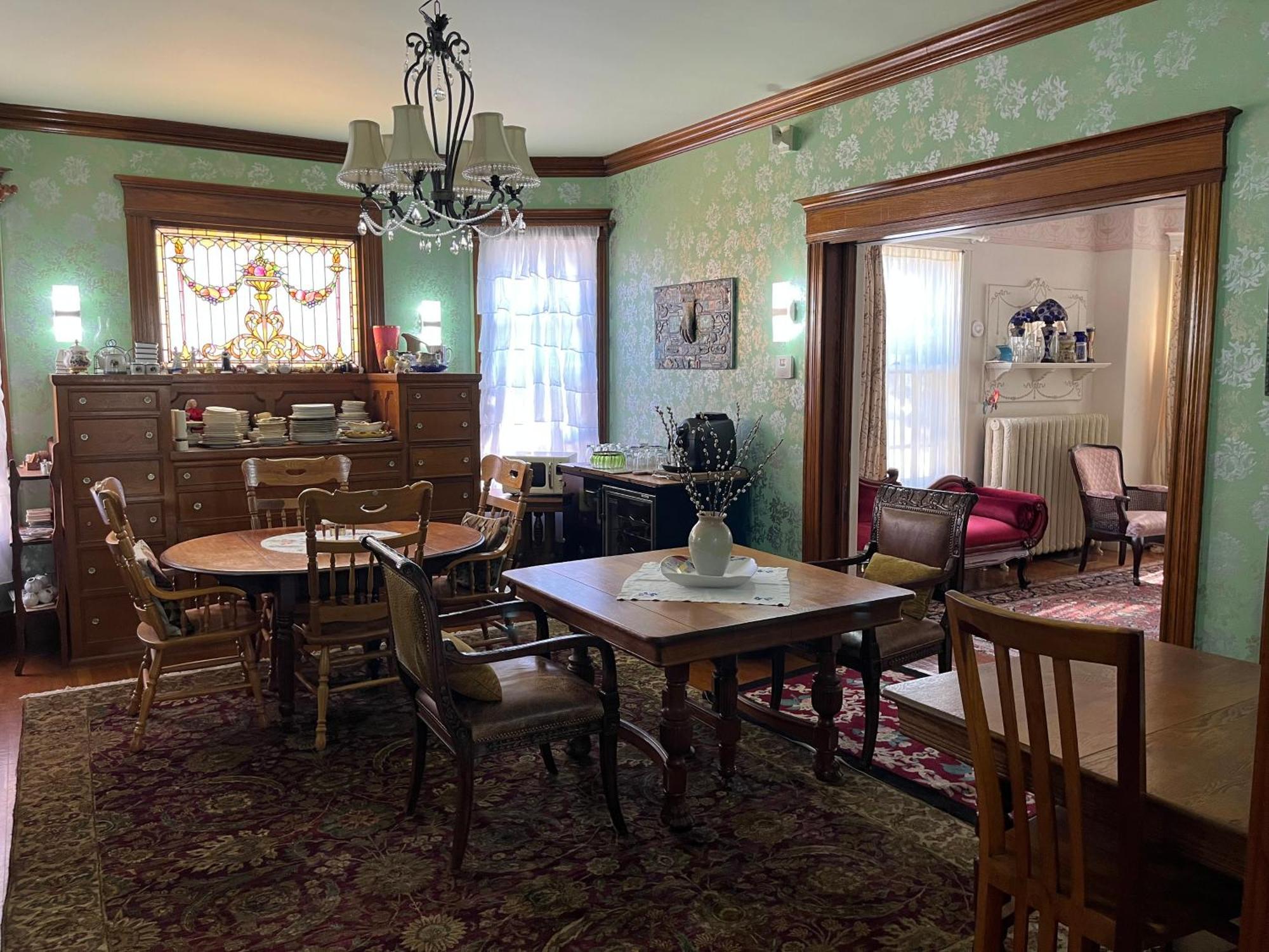 Munroe Inn Boutique Hotel Оберн Экстерьер фото